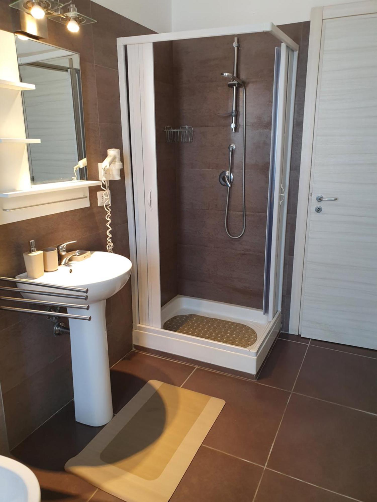 4Rooms Guest House Free Wi-Fi Salerno Buitenkant foto