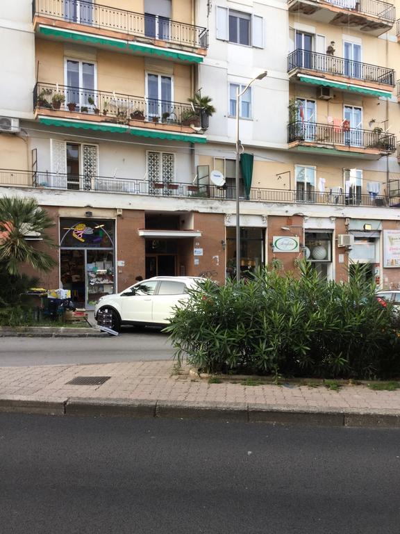 4Rooms Guest House Free Wi-Fi Salerno Buitenkant foto