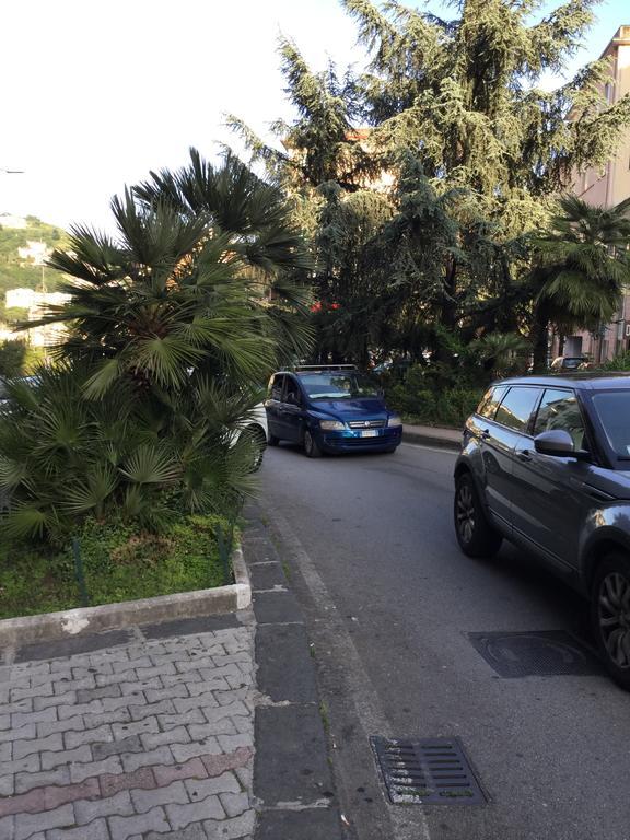 4Rooms Guest House Free Wi-Fi Salerno Buitenkant foto